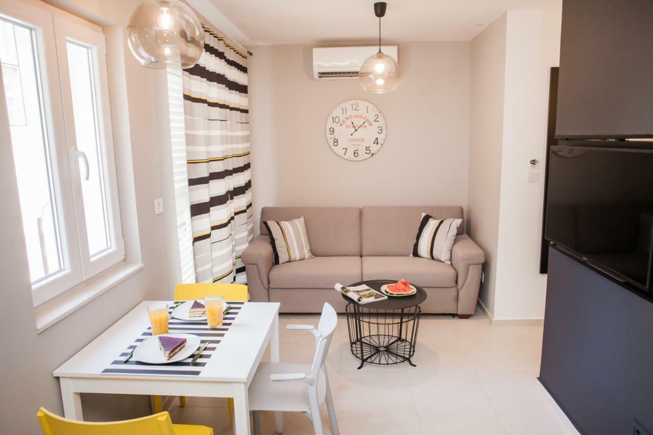 Marijola Apartments シベニク エクステリア 写真